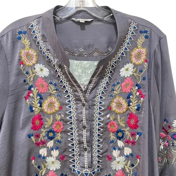 John Mark Shirt Womens Large Gray Embroidered Floral Boho Tunic Top Blouse - Picture 3 of 10
